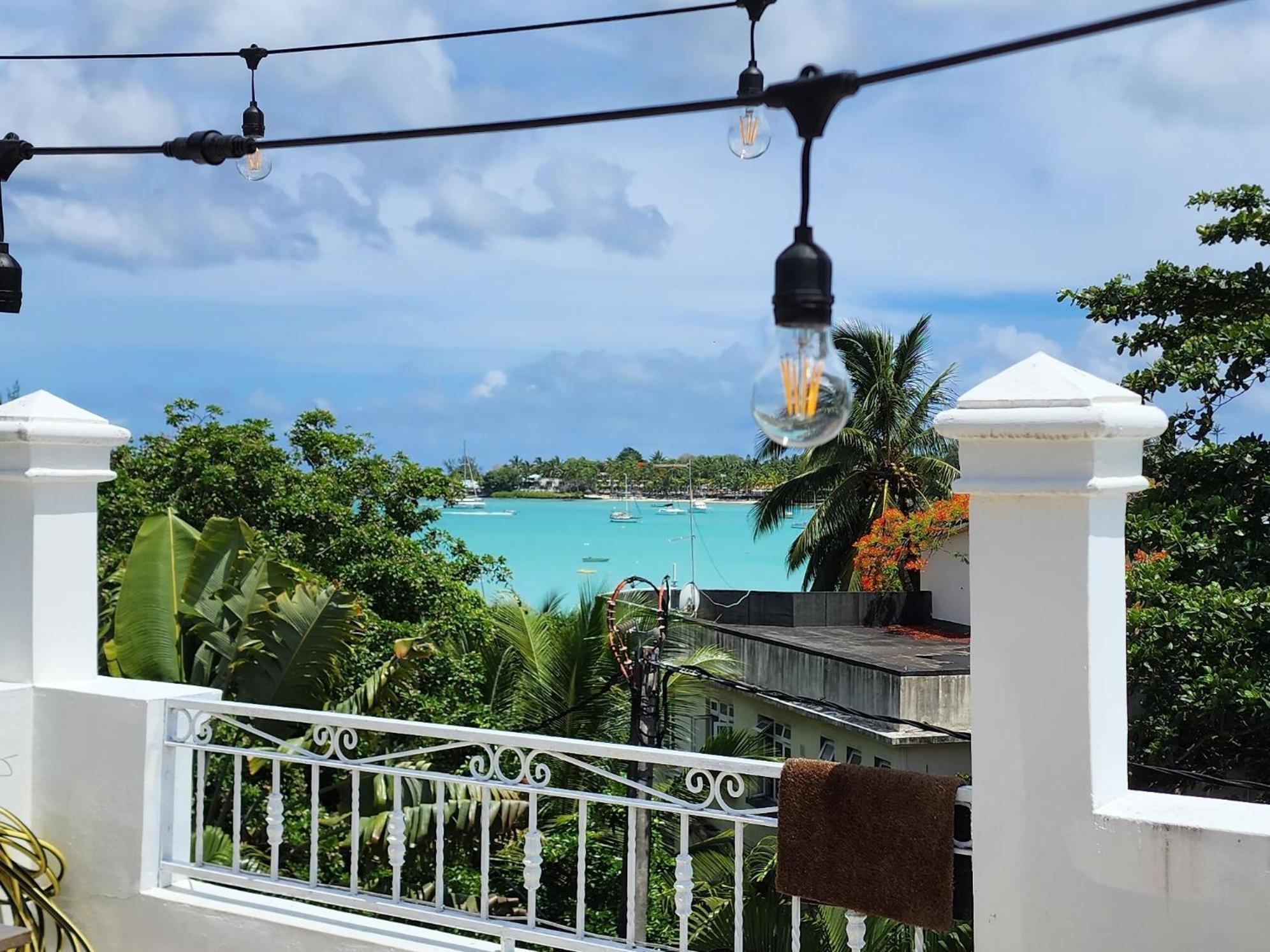 Lovely Studio Apartment With Views Of The Lagoon. Grand Baie Extérieur photo